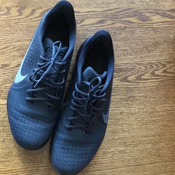 Nike Other - Nike Air Behold Low NBK basketball mens shoes, size 13